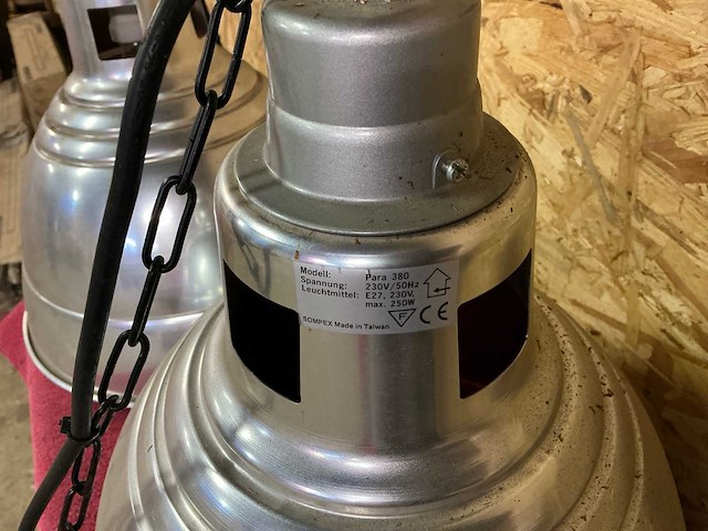 Industriële verlichting. (3x) - afbeelding 5 van  8