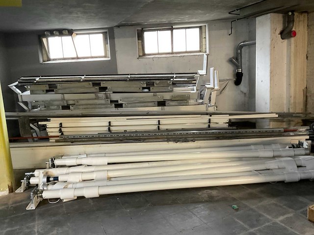 Industriële verstelbare frames voor verlichtingsinstallatie - afbeelding 3 van  6