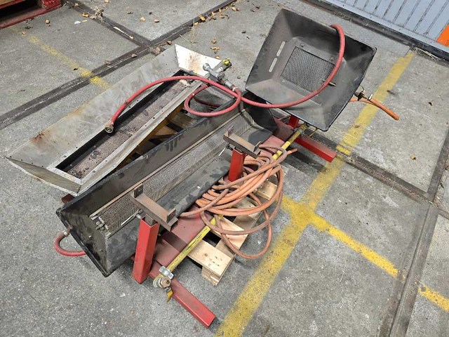 Industriële verwarmingsinstallatie - afbeelding 1 van  4