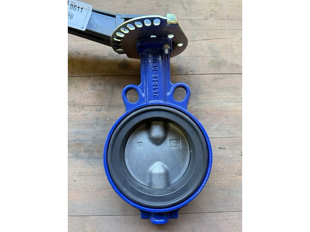 Industriële vlinderklep, amri, dn100 pn10/16, blauw/zwart/grijs, dn100 | pn10/16 | vergrendelbare hendel - afbeelding 2 van  7