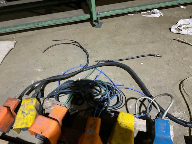 Industriele voetpedalen / machinepedalen (12x) - afbeelding 7 van  10