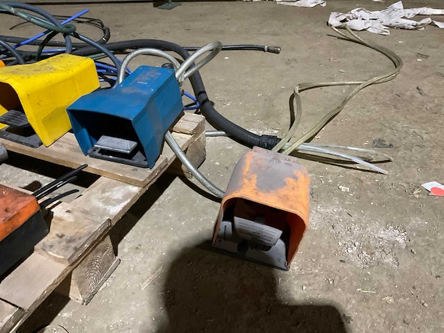 Industriele voetpedalen / machinepedalen (12x) - afbeelding 4 van  11