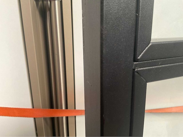 Industriële wand 93x212cm zwart gecoat - afbeelding 4 van  5