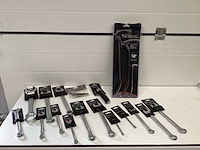 Industries gereedschap set, diverse items - Troostwijk