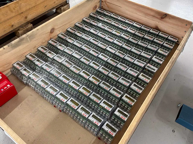 Inepro pro380-mod kwh meter (100x) - afbeelding 1 van  4