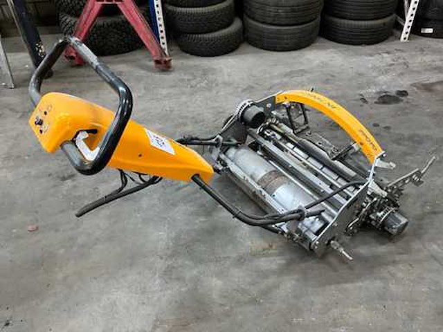 Infinicut fl26 professionele grasmaaier / verticuteer - afbeelding 15 van  20