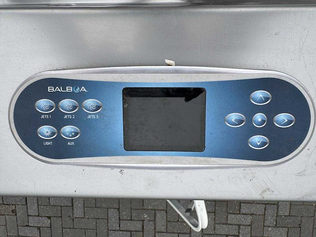 Infinitas 15 persoons dubbele cabine jacuzzi / zwemspa en buitenspa - afbeelding 18 van  34