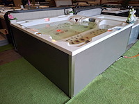 Infinitas 4 persoons jacuzzi en buitenspa - afbeelding 6 van  10