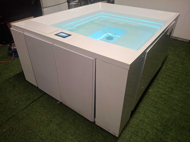 Infinitas 5 persoons jacuzzi en buitenspa - afbeelding 7 van  22