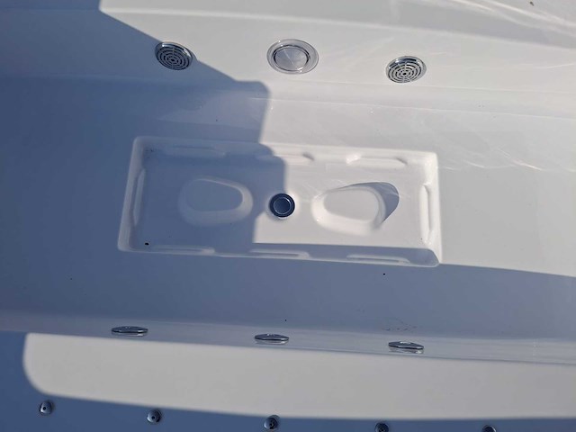 Infinitas 6 persoons jacuzzi en buitenspa - afbeelding 7 van  25