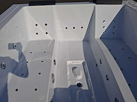 Infinitas 6 persoons jacuzzi en buitenspa - afbeelding 4 van  5