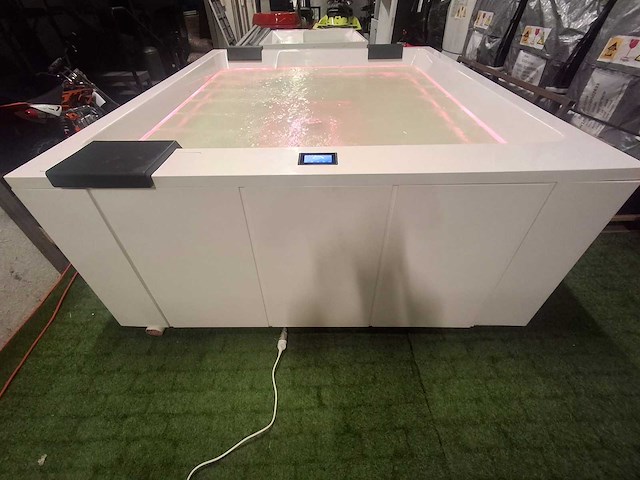 Infinitas 8 persoons jacuzzi en buitenspa - afbeelding 14 van  29