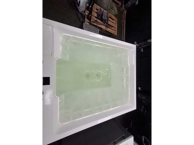 Infinitas paolo ferralli invisibile 8 persoons jacuzzi en buitenspa - afbeelding 16 van  56