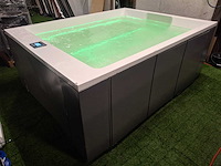 Infinitas paolo ferralli magnifico 6 persoons jacuzzi en buitenspa - afbeelding 1 van  40