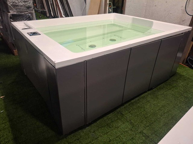 Infinitas paolo ferralli magnifico 6 persoons jacuzzi en buitenspa - afbeelding 32 van  40