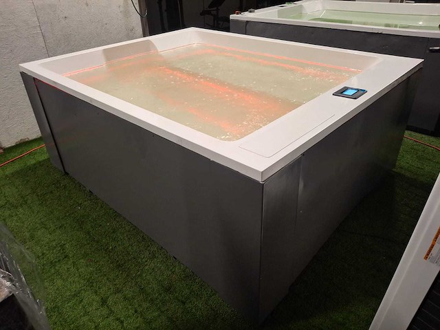 Infinitas paolo ferralli magnifico 6 persoons jacuzzi en buitenspa - afbeelding 15 van  40