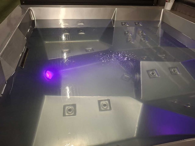 Infinitas spa the stealth 6 persoons jacuzzi en buitenspa - afbeelding 7 van  27