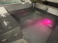 Infinitas spa the stealth 6 persoons jacuzzi en buitenspa - afbeelding 24 van  27