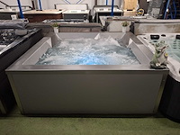 Infinitas spa the stealth 6 persoons jacuzzi en buitenspa - afbeelding 26 van  27