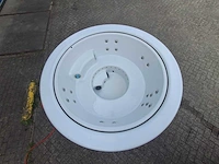Infinitas the circle 5 persoons jacuzzi en buitenspa - afbeelding 17 van  26