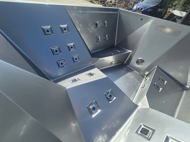 Infinitas the stealth 6 persoons jacuzzi en buitenspa - afbeelding 6 van  23