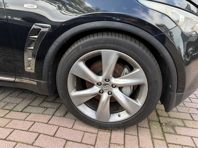 Infiniti - 2011 - fx - 50 s premium - personenauto - afbeelding 17 van  20