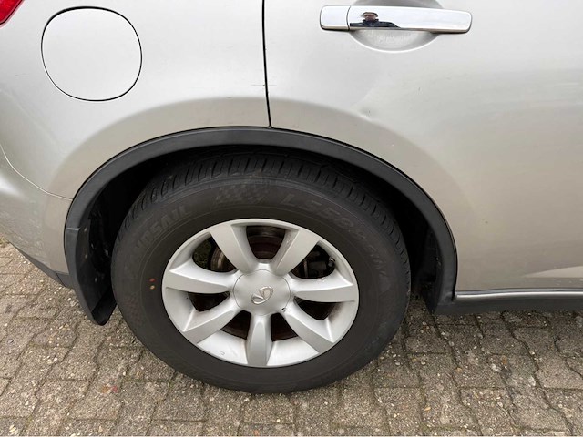 Infiniti - fx 35 - personenauto - 2005 - afbeelding 1 van  1
