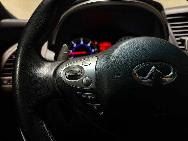 Infiniti fx 30d gt premium 238pk 2012, 92-zkp-3 - afbeelding 15 van  43