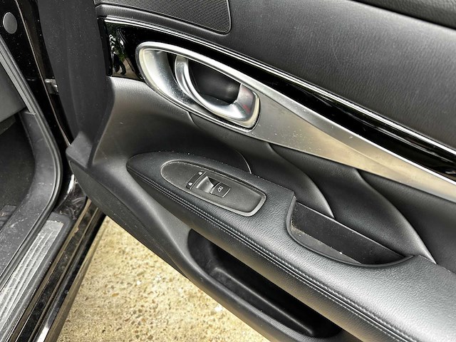 Infiniti m 37 s premium 320pk 2010, 40-tkn-5 - afbeelding 23 van  59