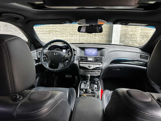 Infiniti m 37 s premium 320pk 2010, 40-tkn-5 - afbeelding 31 van  59