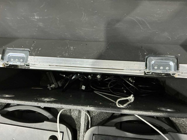 Infinity - is-200 - bewegende led-koppen (2x) - afbeelding 8 van  10