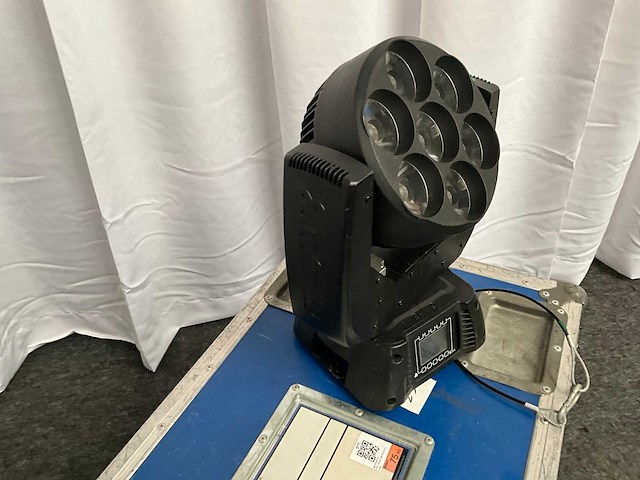 Infinity ib-715 led-moving head (4x) - afbeelding 2 van  8