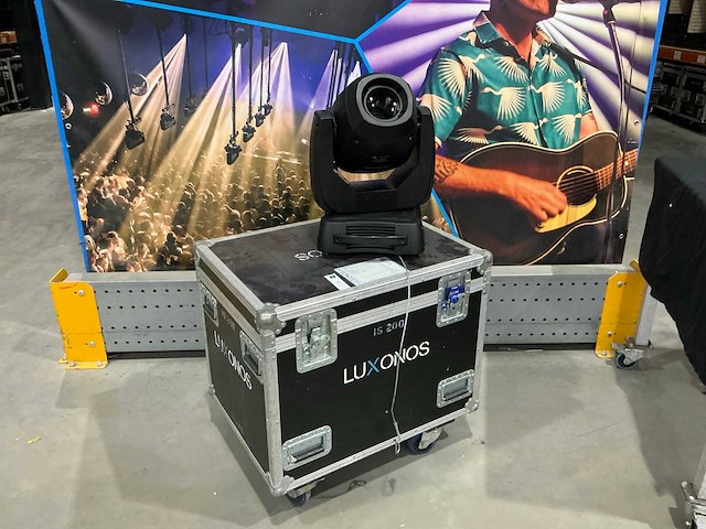 Infinity is-200 led-moving head (2x) - afbeelding 1 van  10