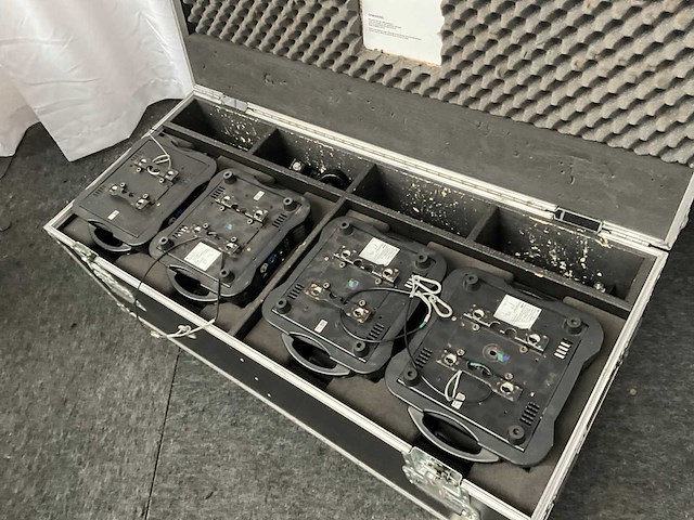 Infinity iw-1915 led-moving head (4x) - afbeelding 6 van  7