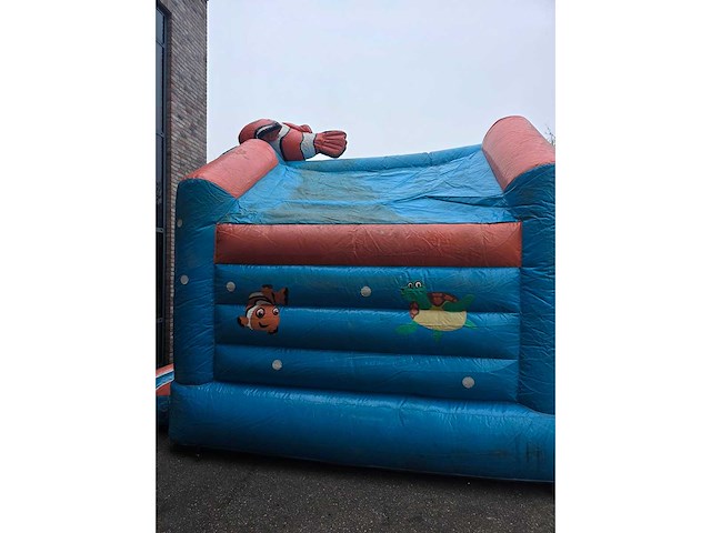 Inflatable - finding nemo - springkussen - afbeelding 19 van  19
