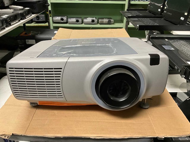 Infocus d18 lp840 projector - afbeelding 2 van  6