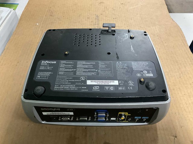 Infocus in2106 dlp projector - afbeelding 6 van  7