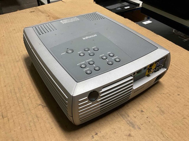 Infocus lp250 projector - afbeelding 3 van  7
