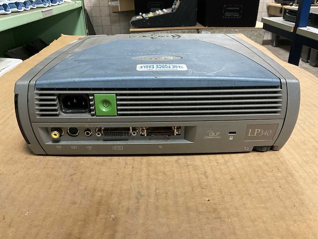 Infocus lp340 digital projector - afbeelding 5 van  6