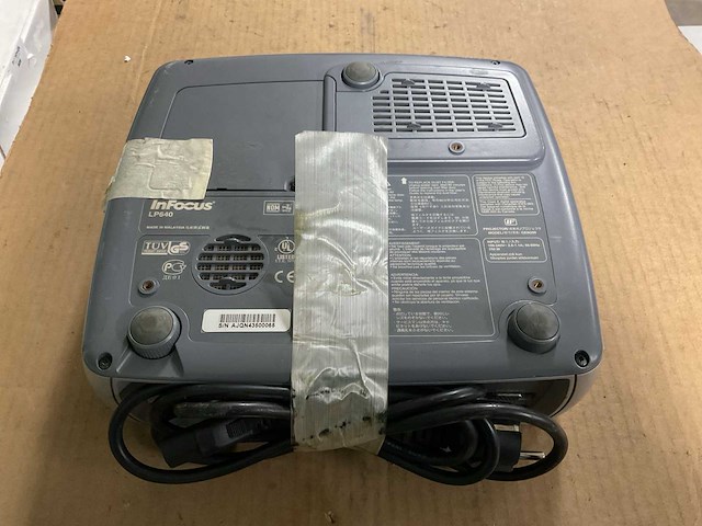 Infocus lp640 projector - afbeelding 6 van  7