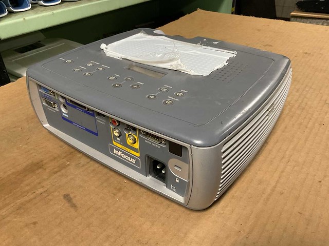 Infocus lp640 projector - afbeelding 4 van  7