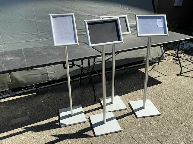 Informatie standaard (4x) - afbeelding 1 van  5