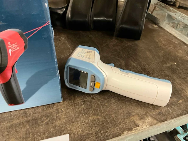Infrarood thermometer (6x) - afbeelding 3 van  4