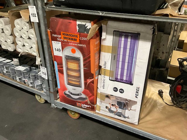 Infrarood verwarmer en insectenlamp - afbeelding 2 van  5