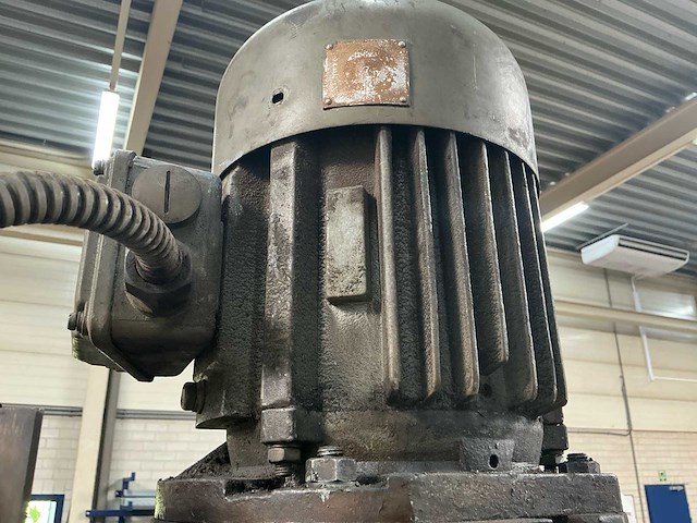 Infratirea kolomboormachine - afbeelding 18 van  20