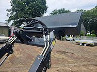 Infront - skidster - minishovel - schranklader - rupsbanden - afbeelding 3 van  12