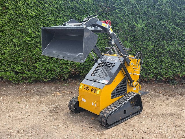 Infront - skidster - minishovel - schranklader - rupsbanden - afbeelding 1 van  12