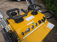 Infront - skidster - minishovel - schranklader - rupsbanden - afbeelding 10 van  12