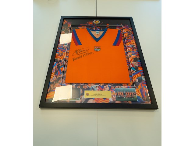 Ingelijst shirt ronald koeman - fc barcelona, niet bekend, oranje, gesigneerd, xl - afbeelding 1 van  1