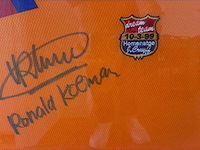 Ingelijst shirt ronald koeman - fc barcelona, oranje, gesigneerd, xl - afbeelding 3 van  3